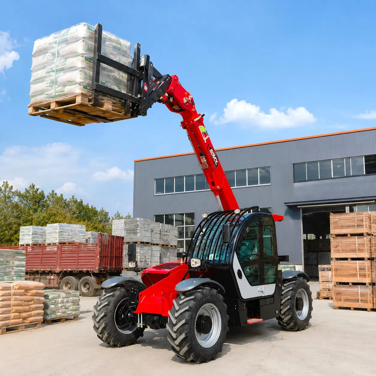 SW735 ve SW735H, 3.500 kg nominal kapasite, 7m kaldırma yüksekliği, dört tekerlekten çekiş, esnek direksiyon ve dış mekan çalışma koşulları için ataşman uyumluluğu sağlayan pratik bir kombinasyon sunar.